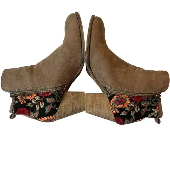 Tiara Mika-05 Floral & Paisley Embroidered Ankle Boots Size 8.5 - Picture 4 of 10